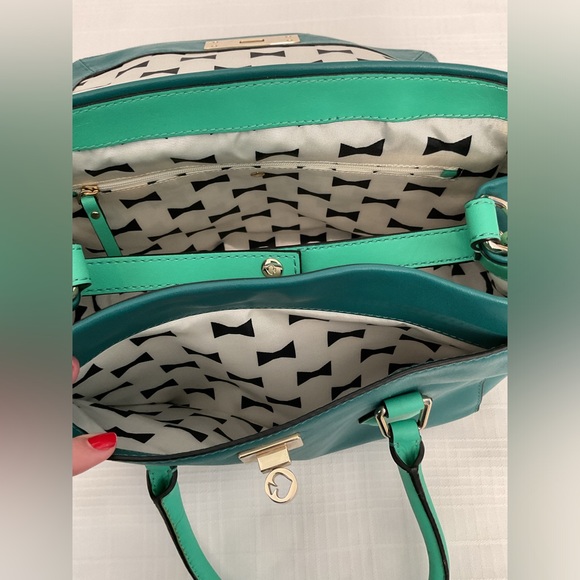 Kate Spade Aqua and Navy Shoulder Bag - Picture 10 of 11
